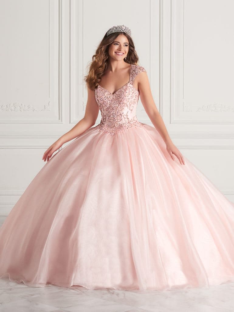 Unparalleled Bridal Experience and Alterations